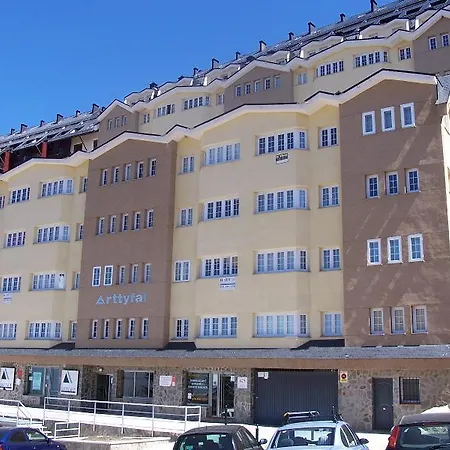 Arttyfal Hotell 5*